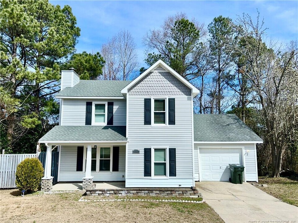 1583 Winnabow Dr in Fayetteville, NC - Building Photo
