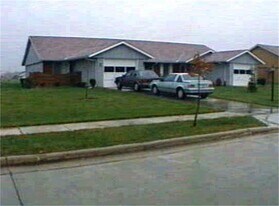 2448 Wilshire Dr, Unit #2448 Wilshire Dr. Lima O in Lima, OH - Building Photo