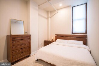 1300 S 19th St in Philadelphia, PA - Building Photo - Building Photo