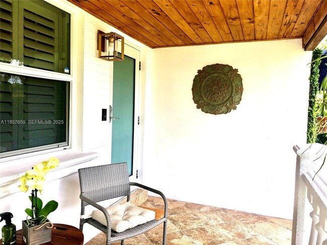 6450 SW 19th St in Miami, FL - Building Photo - Building Photo