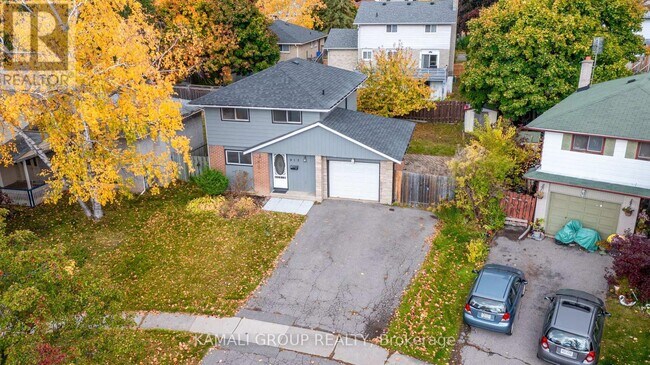 913 Carnaby Crescent in Oshawa, ON - Building Photo - Building Photo