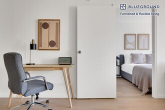 1 Union Square South in New York, NY - Building Photo - Building Photo