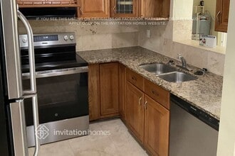 4850 San Pablo Pl in Tampa, FL - Foto de edificio - Building Photo