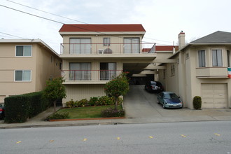 1020 Grand Ave in South San Francisco, CA - Foto de edificio - Building Photo