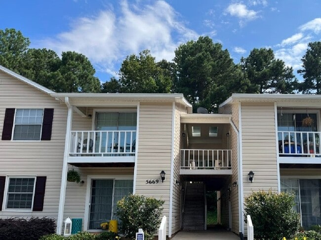 property at 5669 Hornaday Rd