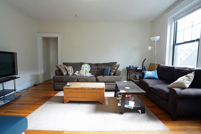 property at 39 Clinton St