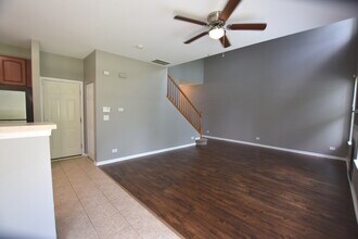 2382 Claremont Ln in Lake In The Hills, IL - Building Photo - Building Photo