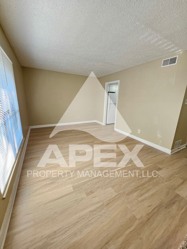 9015 Countryside Ln in Knoxville, TN - Building Photo - Building Photo