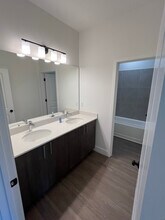 279 Bellbrook St SE in Palm Bay, FL - Building Photo - Building Photo