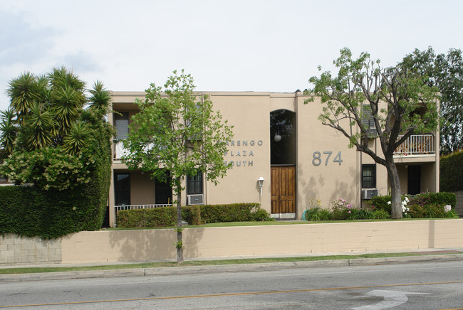 874 Marengo Ave in Pasadena, CA - Building Photo - Building Photo