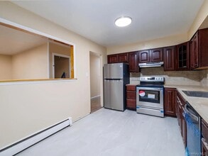 220 Benson Ave in Elmont, NY - Building Photo - Building Photo