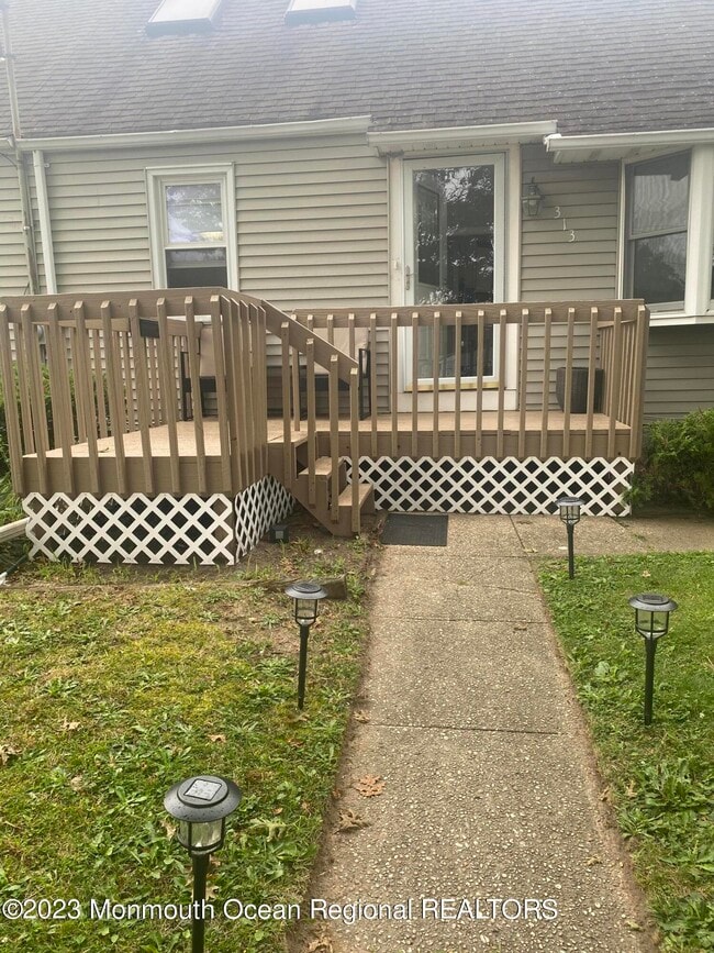 313 Yorke Ave in Long Branch, NJ - Building Photo - Building Photo