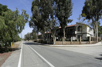 Lakeview Village in Lake Elsinore, CA - Building Photo - Building Photo