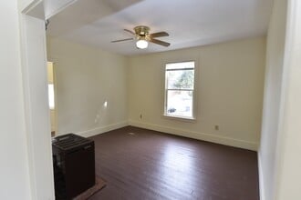 821 6th St NW, Unit #2 South in Grand Rapids, MI - Building Photo - Building Photo