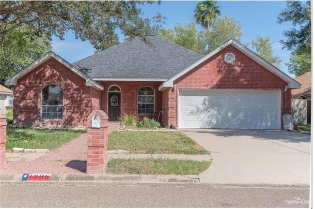 property at 1905 Fawn Cir