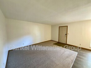 1805 Jamestown Rd in Swansea, IL - Building Photo - Building Photo