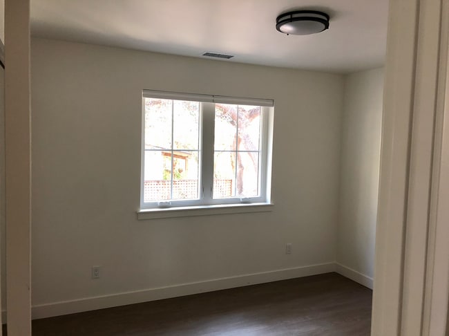 603 W Anapamu St in Santa Barbara, CA - Building Photo - Building Photo