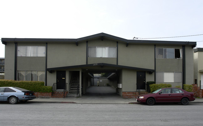 1670 Union Ave in Redwood City, CA - Building Photo - Building Photo