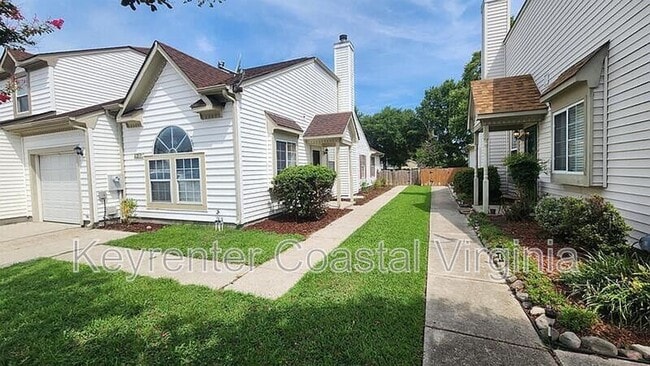 6219 Oakglen Dr in Suffolk, VA - Building Photo - Building Photo