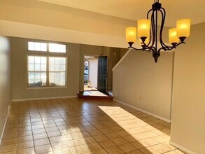 4532 Golden Meadow Ct in Indianapolis, IN - Foto de edificio - Building Photo