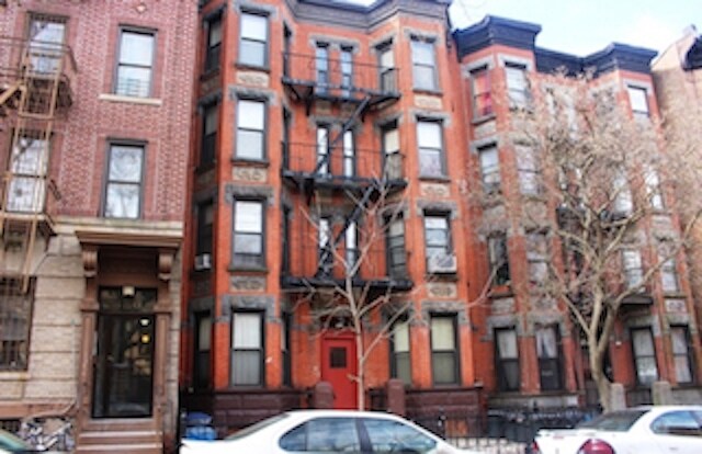 384 2nd St in Brooklyn, NY - Foto de edificio - Building Photo