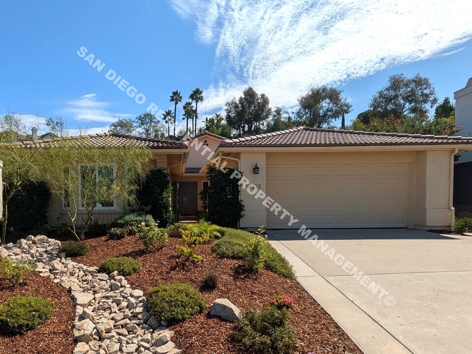 18333 Aceituno St in San Diego, CA - Building Photo