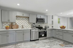 2101 Ohio Ave in Cincinnati, OH - Building Photo