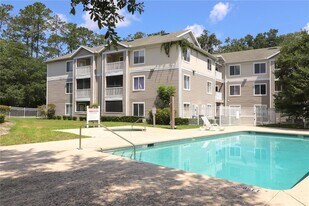 4000 SW 23rd St, Unit 5-207 in Gainesville, FL - Building Photo