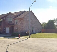 2363 Calendar Ct in Grand Prairie, TX - Building Photo