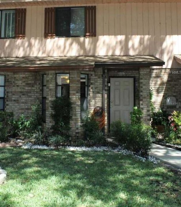 1826 Foxhall Cir in Kissimmee, FL - Building Photo