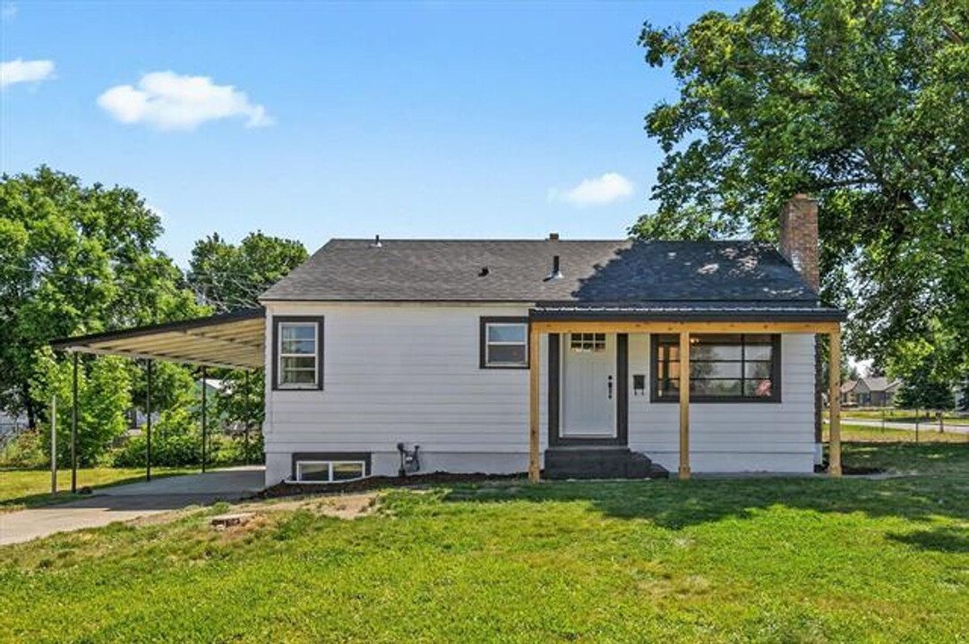 2338 W Providence Ave in Spokane, WA - Building Photo