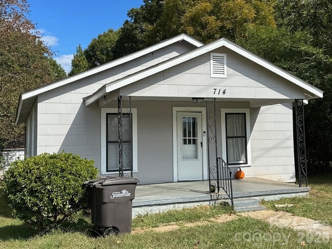 714 Wilmington Ave in Statesville, NC - Building Photo - Building Photo