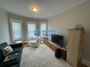 8 Chapman Pl, Unit 2 in Cambridge, MA - Building Photo - Building Photo
