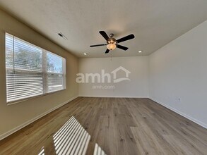 912 Nelson Pl in Trenton, OH - Foto de edificio - Building Photo