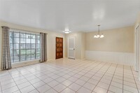 12927 Trail Hollow Dr in Houston, TX - Building Photo - Building Photo