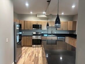 Dutchtowne Pointe in Easton, PA - Building Photo - Building Photo