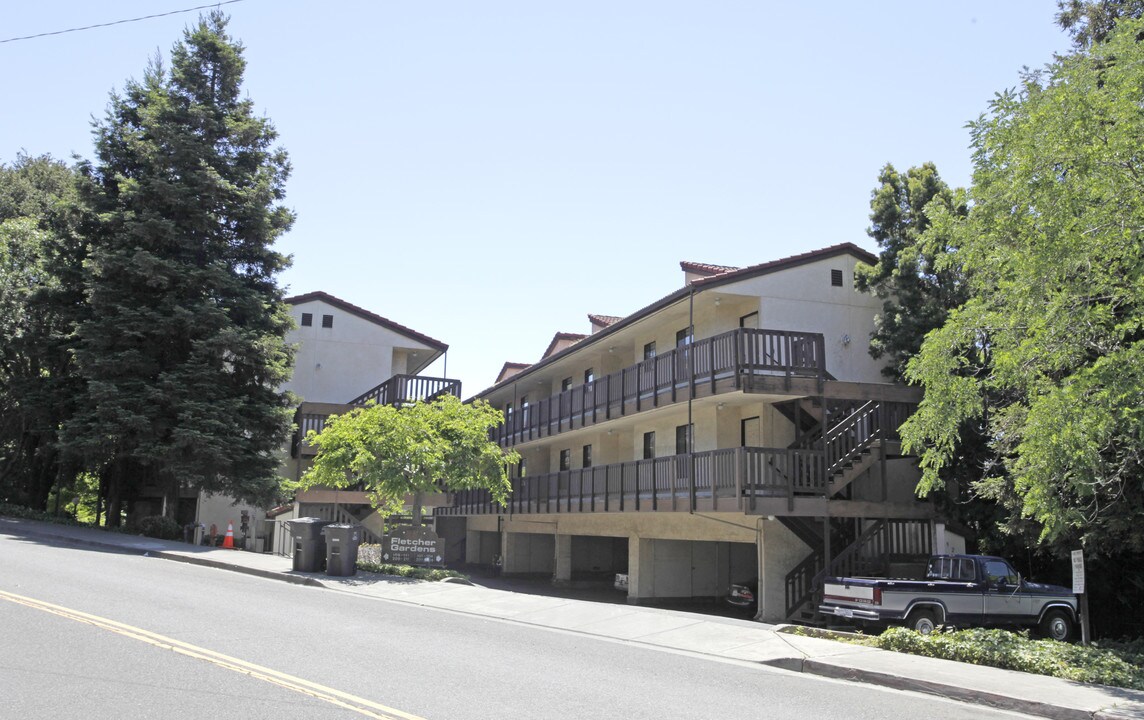 Fletcher Gardens Apartments in Hayward, CA - Foto de edificio