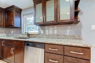 2925 W Tyson Ave in Tampa, FL - Building Photo - Building Photo