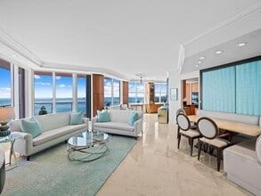 2110 N Ocean Blvd, Unit 21B in Fort Lauderdale, FL - Building Photo - Building Photo