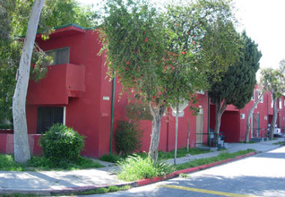 220-238 Roselake Ave in Los Angeles, CA - Building Photo - Building Photo