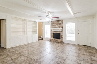 6615 Seegers Trail Dr in Houston, TX - Building Photo - Building Photo