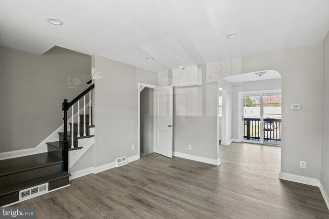 165 Hampshire Rd in Essex, MD - Building Photo - Building Photo