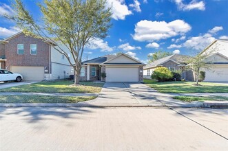 24531 Lakecrest Town Dr in Katy, TX - Building Photo - Building Photo