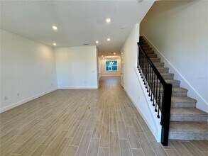 13084 Serene Glade Rd in Winter Garden, FL - Building Photo - Building Photo