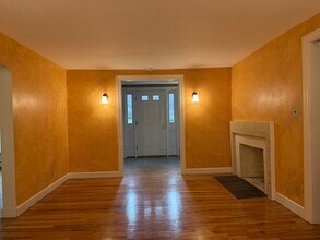 22 Normandy Rd in Lexington, MA - Building Photo - Building Photo