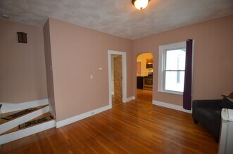 57 Berkeley St, Unit 2 in Somerville, MA - Foto de edificio - Building Photo