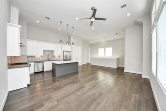 9414 Brownie Campbell Rd in Houston, TX - Building Photo - Building Photo
