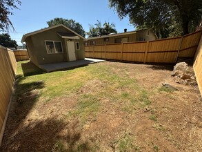 912 Vanita St in Fallbrook, CA - Building Photo - Building Photo