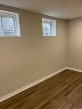 752 Stagg Garden in Milton, ON - Building Photo - Building Photo