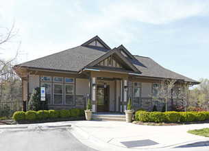 The Marlowe Lake Boone in Raleigh, NC - Foto de edificio - Building Photo